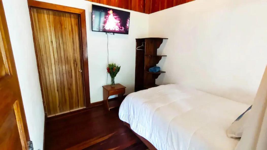Cowboy Hostel - Habitaciones Con Bano Privado Monteverde Εξωτερικό φωτογραφία